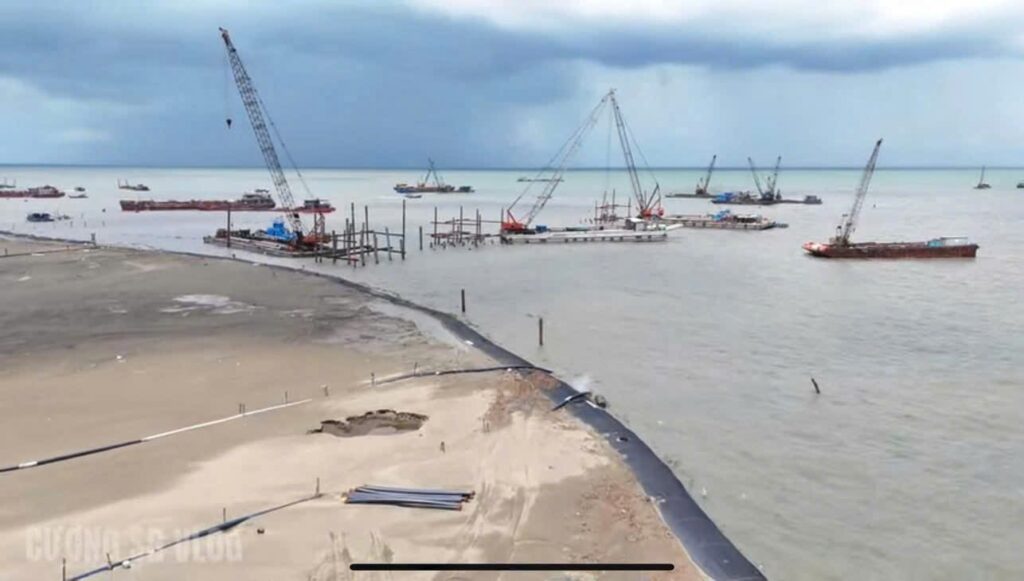 vinhomes cần giờ tháng 8-2025: toàn cảnh công trường lấn biển