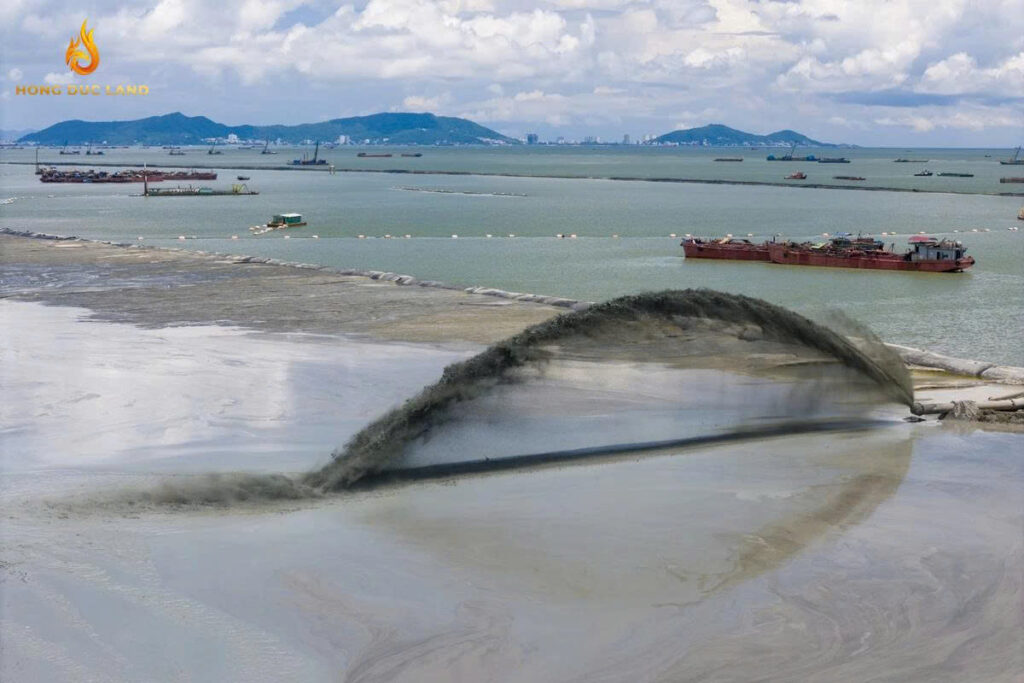 tiến độ công trường vinhomes cần giờ 13-10-2025 - 2