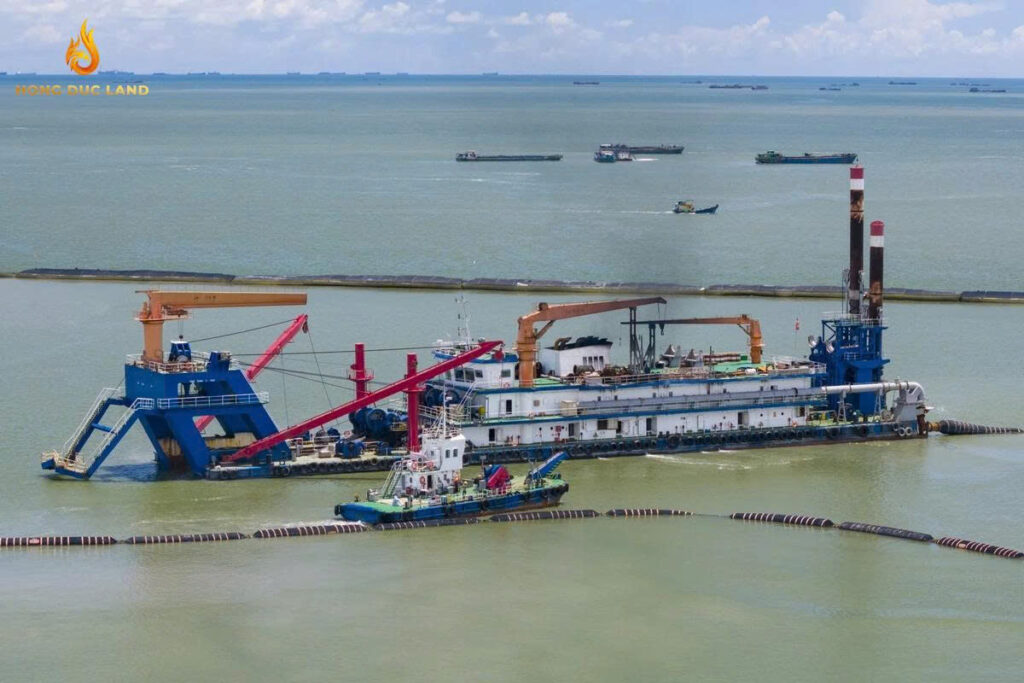 tiến độ công trường vinhomes cần giờ 13-10-2025 - 9