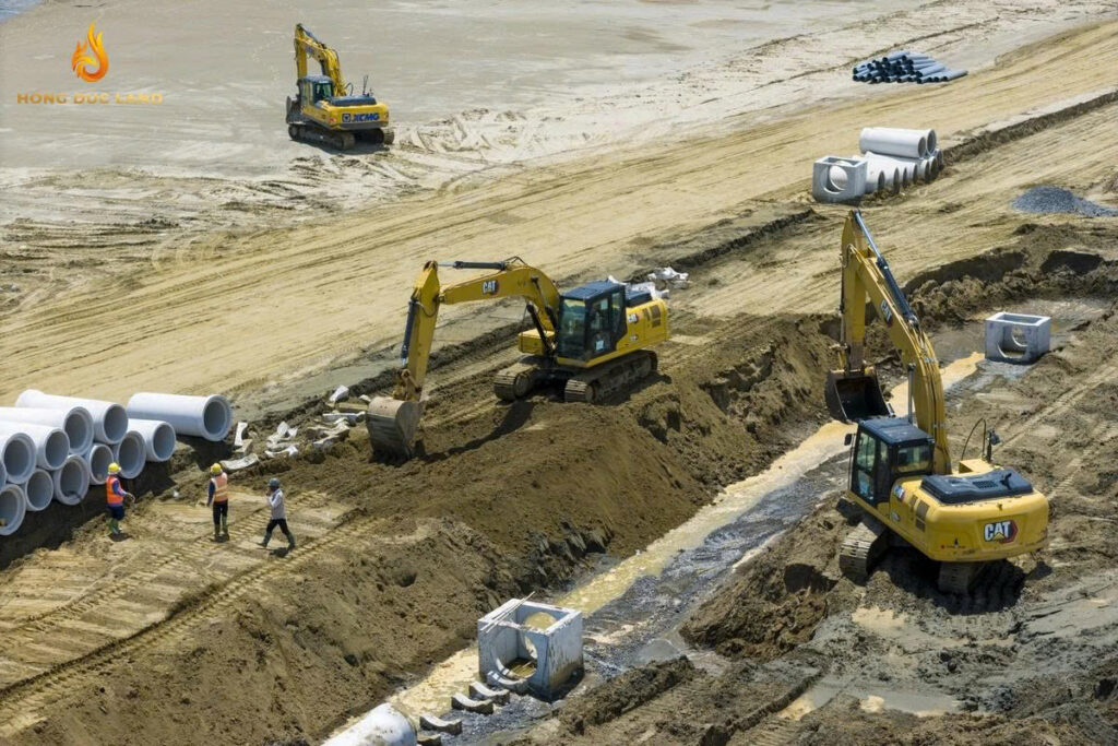 tiến độ công trường vinhomes cần giờ 13-10-2025 - 10